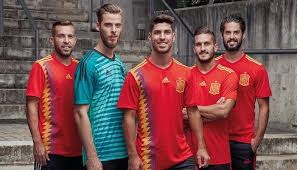 نهائي كأس العالم لكرة القدم 2014 هي مباراة أقيمت يوم 14 يوليو 2014، على ملعب ماراكانا بمدينة ريو دي جانيرو في البرازيل، لتحديد الفائز بلقب كأس العالم لكرة القدم 2014. Ø£Ø¯ÙŠØ¯Ø§Ø³ Ù‚Ù…ÙŠØµ Ø¥Ø³Ø¨Ø§Ù†ÙŠØ§ Ù„ÙŠØ³ Ù„Ù‡ Ø£ÙŠ Ù†ÙˆØ§ÙŠØ§ Ø³ÙŠØ§Ø³ÙŠØ©