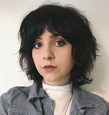 Quite often, you'll hear beauty advice that says women with round faces should not wear their hair short. 23 Short Hairstyles For Round Faces Short Hairstyles Haircuts 2019 2020