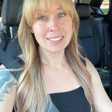 Does anyone have recommendations for a good chiropractor in the lake county  area?