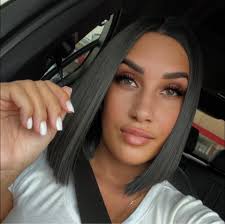 Tabatha Lynn's Instagram, Twitter & Facebook