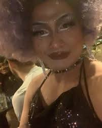 IT'S TIME FOR SPOOKY SZN! 🎃👻 ( and almost time for my birthday 🎉) Thank  you to @thedollofdrag for such a wonderful shoot!! 🩷 📸: @thedollofdrag  💇‍♀️: @irisaioli 💅🏽: @taylornailedit Here's where