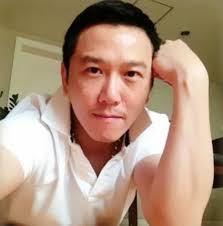 ASIAN MALE CELEBRITIES: DERIC WAN