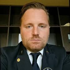 Ready for a career adventure like no other? Join the magic aboard Disney  Cruise Line and be part of a team creating unforgettable moments at sea. ✨  Set sail today: http://di.sn/60484BcXr 🛳️ |