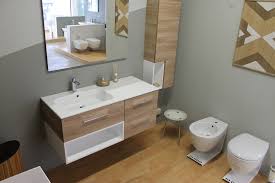 Dall'arredo bagno classico e romantico, fino all'arredo bagno moderno e minimalista, l'arredo bagno per provincia di bergamo realizzato dalla falegnameria cortinovis lorenzo è sempre sinonimo di soluzione unica, personalizzata e mai scontata. Sanremo Arredo Bagno Nuova Bb Riscaldamento Apparecchi E Materiali
