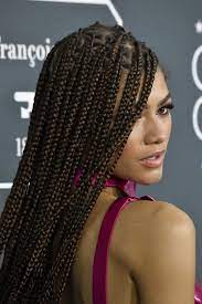 Coiffure Longue Tressee Zendaya Coleman Coiffures Zendaya Idees De Coiffures Tresse Cheveux Long