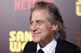 Murió el actor Richard Lewis