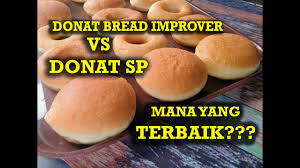 Penggunaan air dingin dalam pembuatan donat lebih untuk menjaga protein yang terkandung di dalam terigu. Resep Dan Perbandingan Donat Sp Vs Donat Bread Improver Mana Yang Terbaik Youtube