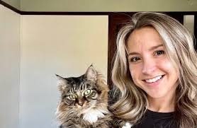 Associate attorney finds fit in transactional law