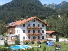 Ruhpolding (sk) almanya' da bir belediye. Gastehaus Hinterseer Ruhpolding Chiemgau Unterkunfte