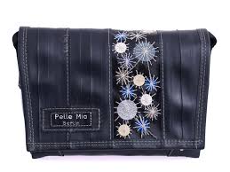 Tasche Aus Fahrradschlauch Und Plane Von Pellemia Bei Kult Design Unikate Fahrradschlauch Taschen Aus Lkw Plane Taschen