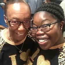 Ashley Callis (@ashkboo)