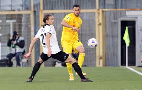 Cagliari played against spezia in 2 matches this season. Serie A Spezia Cagliari 2 1 Colpo Salvezza Dei Liguri News Sportmediaset