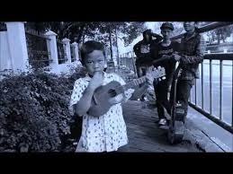 Pengamen Cilik Kritik Pemerintah Dengan Lagu Kolam Susu Lirik Youtube