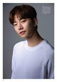 2pm, 2008 yılında kurulmuş ve 6 üyeden oluşan güney kore'li bir müzik grubudur. Eng Trans 2pm Junho Hanryu Pia June Issue Magazine Interview 2pm Junho