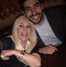 rosana rodriguez (@yoorosana)