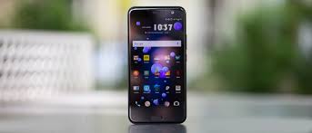 There is no expansion slot, nor is there a way to pop open the back cover and replace the battery. Htc U11 Review Techradar