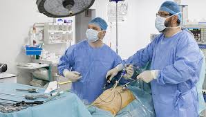 Polipii adenomatosi sunt prin definitie neoplazici. RezecÈ›ia ColorectalÄƒ LaparoscopicÄƒ Reginamaria Ro