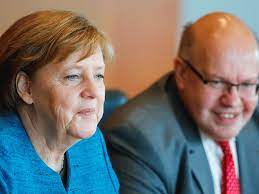 Angela merkel als kanzlerin, aber zum beispiel auch. Brexit Uk Faces Severe Loss From Leaving Eu Warns Angela Merkel S Chief Of Staff The Independent The Independent