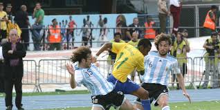 Tentu saja, berstatus sebagai tim tuan rumah, selecao diyakini tidak akan memiliki hambatan pasti untuk lantas, siapakah yang akan keluar sebagai pemenang di babak penyisihan grup a copa america 2021? Brasil E Campeao Com Direito A Show Na Argentina Confederacao Brasileira De Futebol