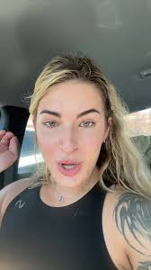 i love being nonthreatening 😮‍💨☝🏼💞