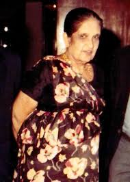 Bandaranaike was born sirimavo ratwatte on april 17, 1916, into one of the island nation's wealthy feudal families, one that was at the pinnacle of sri lanka's social hierarchy. First Sirimavo Bandaranaike Cabinet Wikipedia