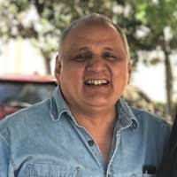 5 "Mario Roche" profiles