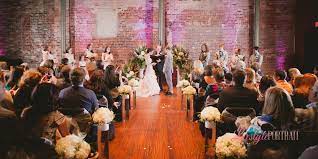 Weddings At The Palace Arts Center In Grapevine Tx Wedding Spot Theatre Wedding Historic Wedding Dallas Wedding