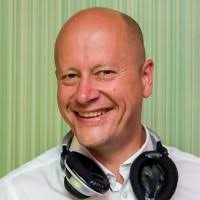 5 "Dennis Piet" profiles