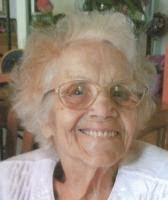 Anna Capozzi's Instagram, Twitter & Facebook