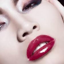 Who are recommended makeup artists in New Orleans?