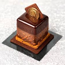 Individual Cake Green White And Chocolate Compositio Pastry Fine Dining Desserts Individual Cakes