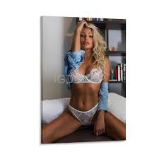 Amazon.com: ACSGQR Famous Australian Model Abby Dowse Shoots Sexy Photo  Poster19 Canvas Poster Wall Art Decor Print Picture Paintings for Living  Room Bedroom Decoration Frame-style 12x18inch(30x45cm): Posters & Prints