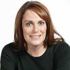 Kim Howden's Instagram, Twitter & Facebook