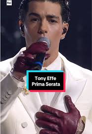 Che Canzone Ha Portato Ieri Tony Effe