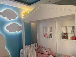 Çocuk odası dekorasyonu, ebeveynlerin dikkat etmesi gereken aynı zaman da çocukların iç dünyasını yansıtacak yerleşim alanlarının başında gelmektedir. Montessori Cocuk Odasi Tasarimlari Ev Gezmesi