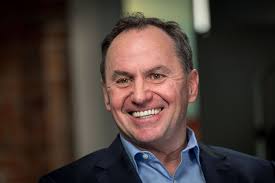 Intel weighs exit from manufacturing chips