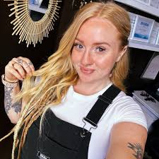 Looking for recommendations for a good rheumatologist