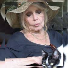 I Believe In Uniting All Humans For The Preservation Of Lands And Waters. I  See The Human Family As More Jnterconnected Than Ever. By ISAAC MURDOCK (  Text&Art&Artist&Copyright: Isaac Murdock)