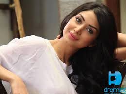 She gained popularity by the release of her second album, katabtillak. Beautysyrian On Twitter Dana Jabr Actrice Syrienne Http T Co Zakjbftppm