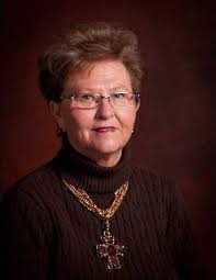 Phyllis Hager's Instagram, Twitter & Facebook