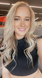 Do I resemble a celebrity?