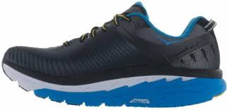 hoka one one arahi 2