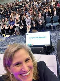 Amanda Ouzts's Instagram, Twitter & Facebook