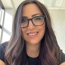 Jeana Moore (@jeana_iceextensions)