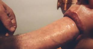 Beautiful Lips Kissing Handsome Cock: Amateur Porn feat. Riders on the Floor