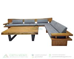 Dapatkan dan miliki kursi tamu minimalis kayu jati jepara dengan harga grosir atau spesial untuk di jual kembali bila order dengan jumlah banyak. Kursi Tamu Sudut Kayu Solid Jati Antik Griya Mebel