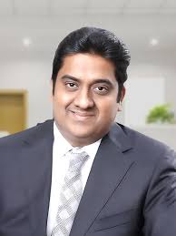 Mukul Agrawal's Instagram, Twitter & Facebook