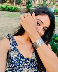 Just me, nature, and my new Jaipur street fits🌸🍂🕊️