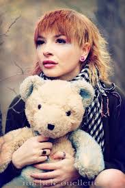 Michele Ouellette's Instagram, Twitter & Facebook