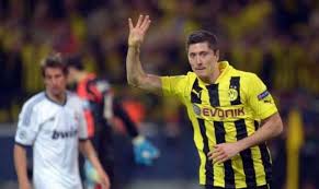 Erling haaland and robert lewandowski will play. Lewandowski Poker Erster Kontakt Zwischen Dortmund Bayern